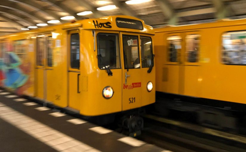 Berlin: Polizei verhaftet zwei mutmaßliche U-Bahn-Räuber – t-online.de